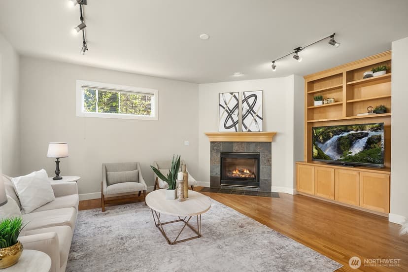 Property photo for 20522 NE 23rd Court, Sammamish photo 16