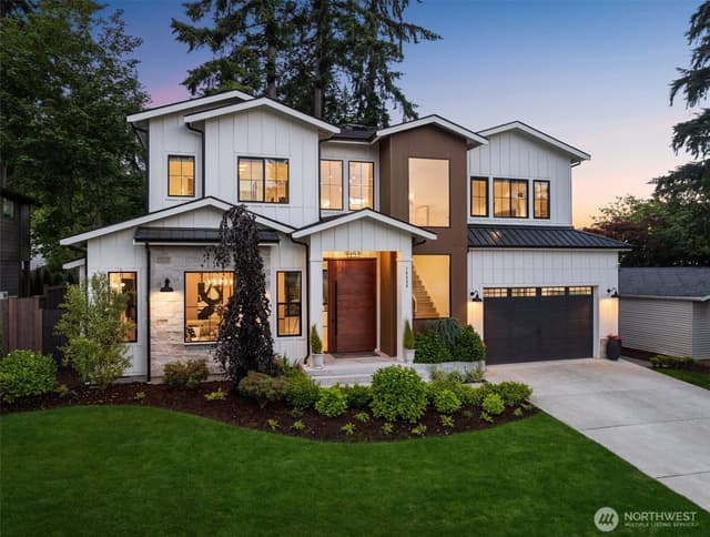 Property photo for 16626 SE 27th, Bellevue photo 3