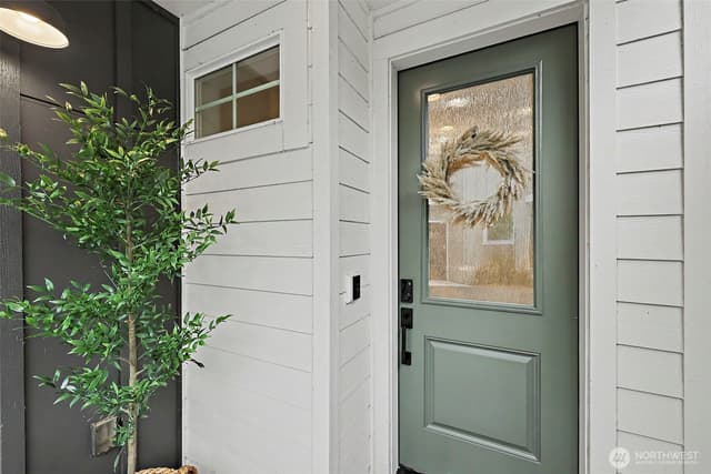 Property photo for 11605 NE 155th Street, Kirkland photo 4