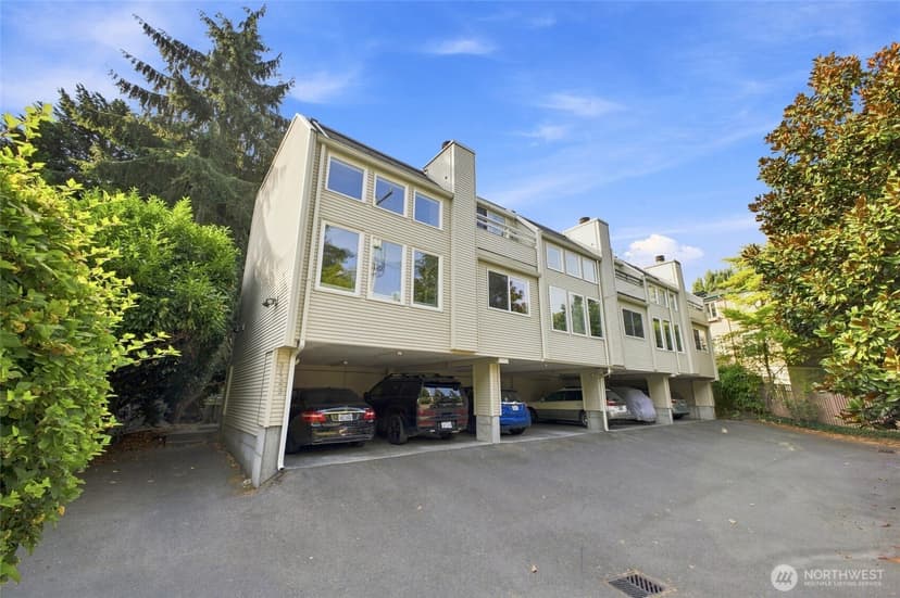 Property photo for 3423 W Government Way #4, Seattle photo 30