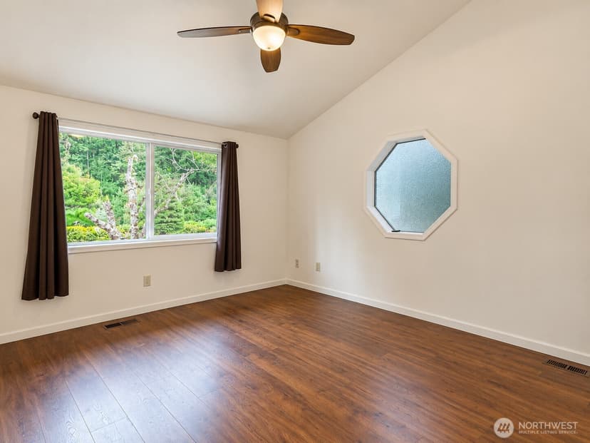 Property photo for 19519 6th Street Ct E, Lake Tapps photo 11