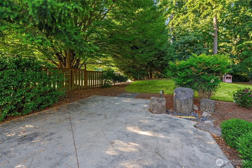 Property photo for 21728 NE 81st Street, Redmond photo 37