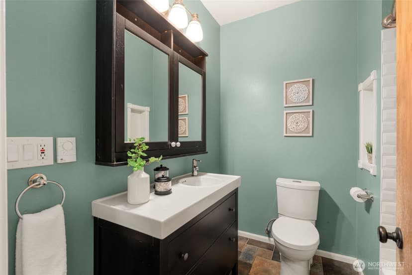 Property photo for 6516 41st Avenue SW, Seattle photo 15