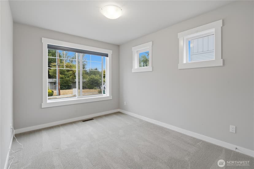 Property photo for 12229 NE 100th Street, Kirkland photo 29