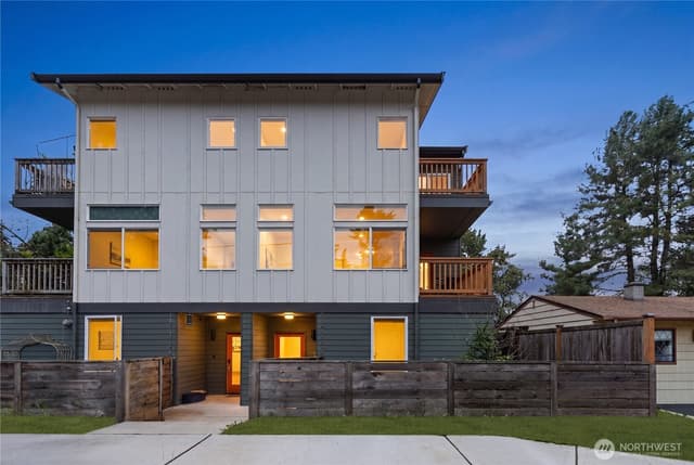 Property photo for 18309 11TH Avenue NE #B, Shoreline