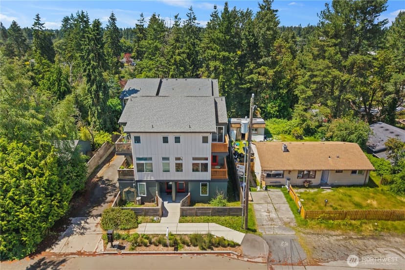 Property photo for 18309 11TH Avenue NE #B, Shoreline photo 40