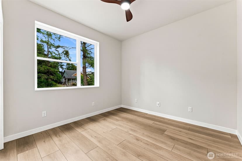 Property photo for 435 Orion Avenue SW, Ocean Shores photo 17