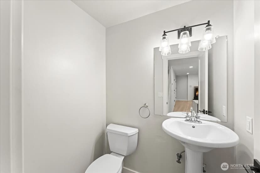 Property photo for 5421 James Place SE, Auburn photo 13