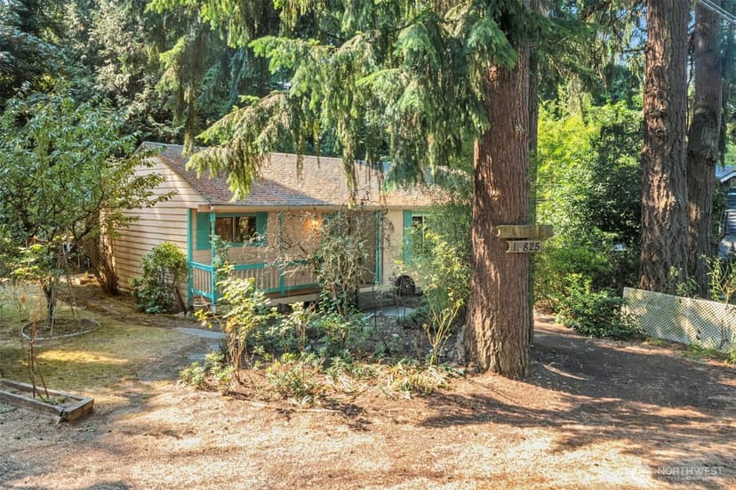 Property photo for 15825 76th Place NE, Kenmore