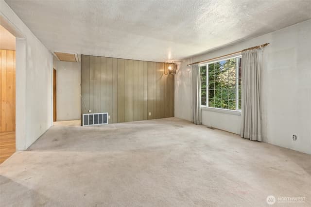 Property photo for 15825 76th Place NE, Kenmore photo 5