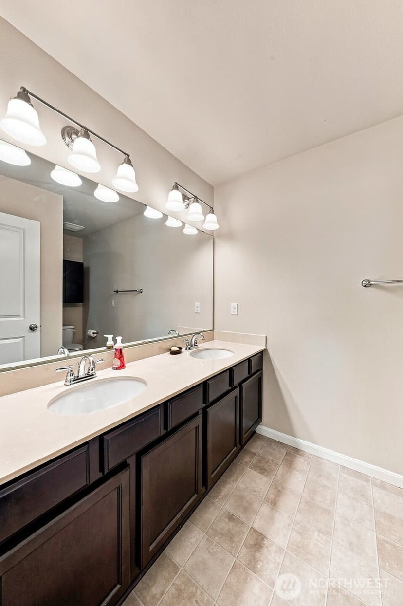 Property photo for 18817 Village Parkway E, Bonney Lake photo 25