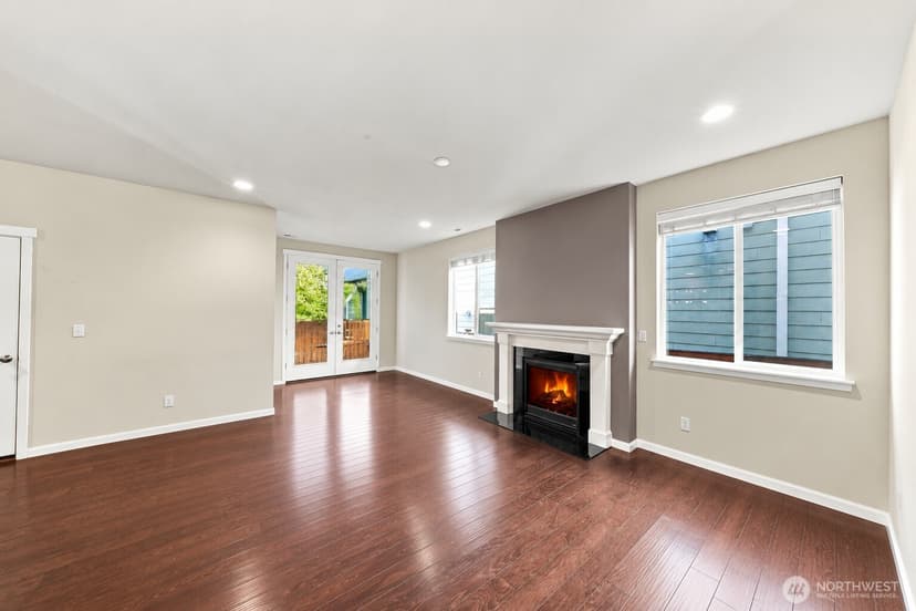 Property photo for 18817 Village Parkway E, Bonney Lake photo 5