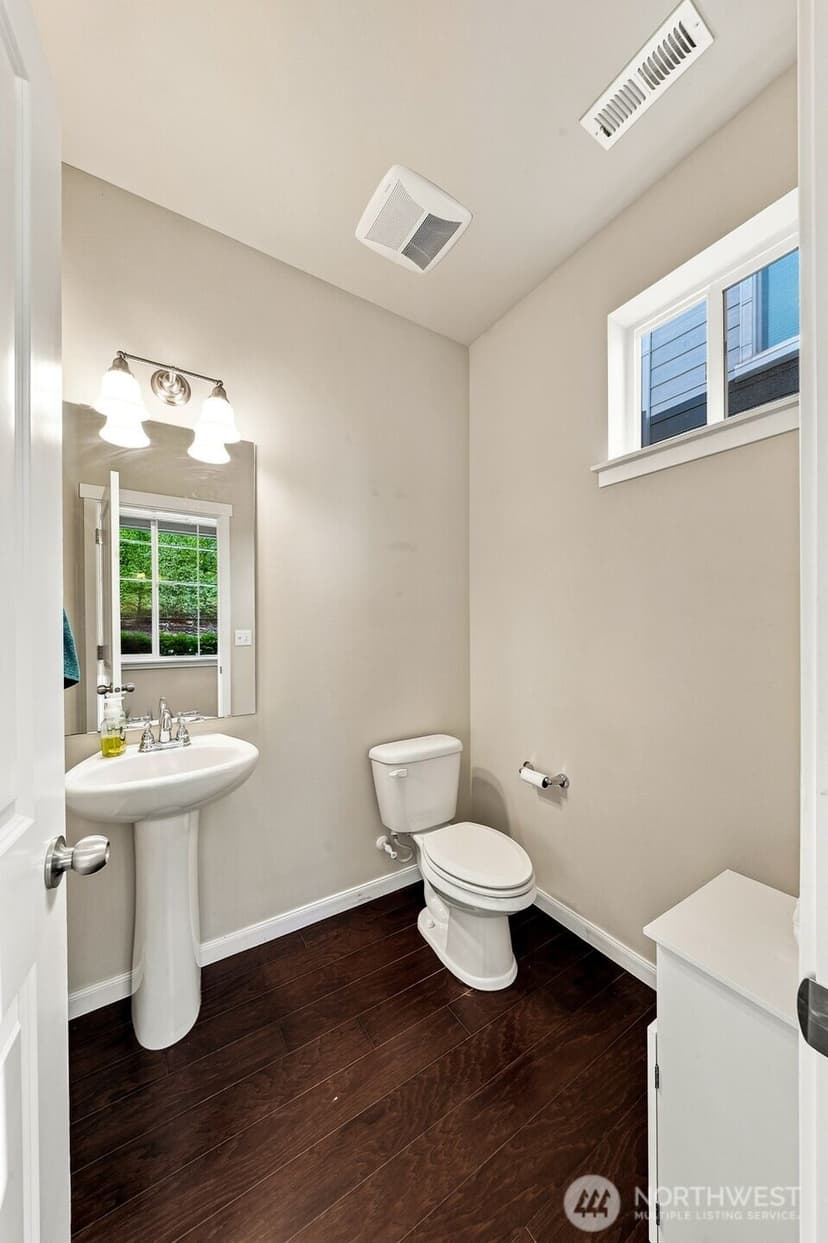 Property photo for 18817 Village Parkway E, Bonney Lake photo 12