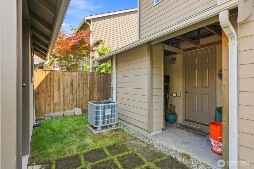 Property photo for 6002 SE 2nd Street, Renton photo 17