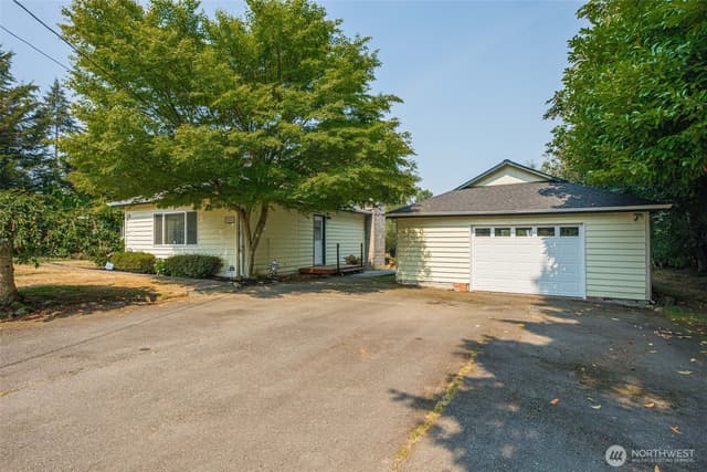 Property photo for 9007 156th Street SE, Snohomish photo 2