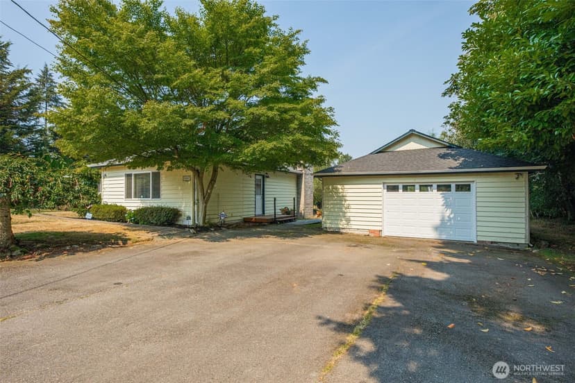 Property photo for 9007 156th Street SE, Snohomish photo 2