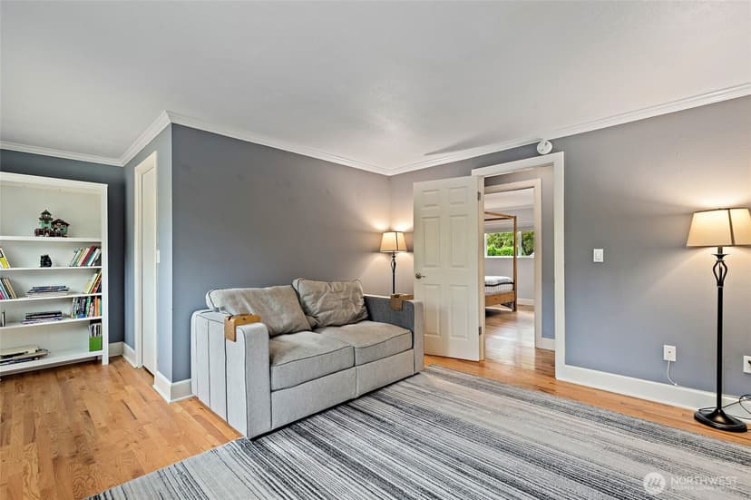 Property photo for 14859 NE 13th Street, Bellevue photo 19