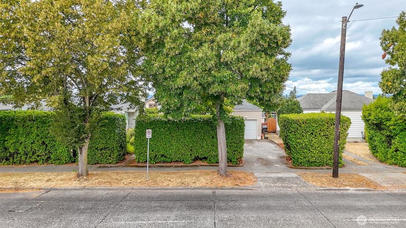 Property photo for 6013 35th Avenue SW, Seattle photo 4