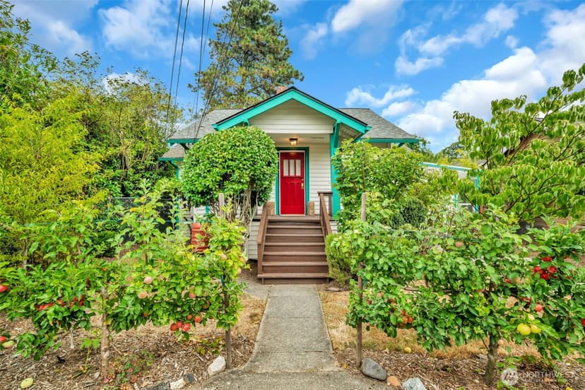 Property photo for 8116 48th Avenue S, Seattle photo 2