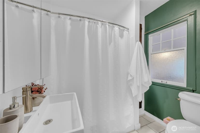 Property photo for 8116 48th Avenue S, Seattle photo 14