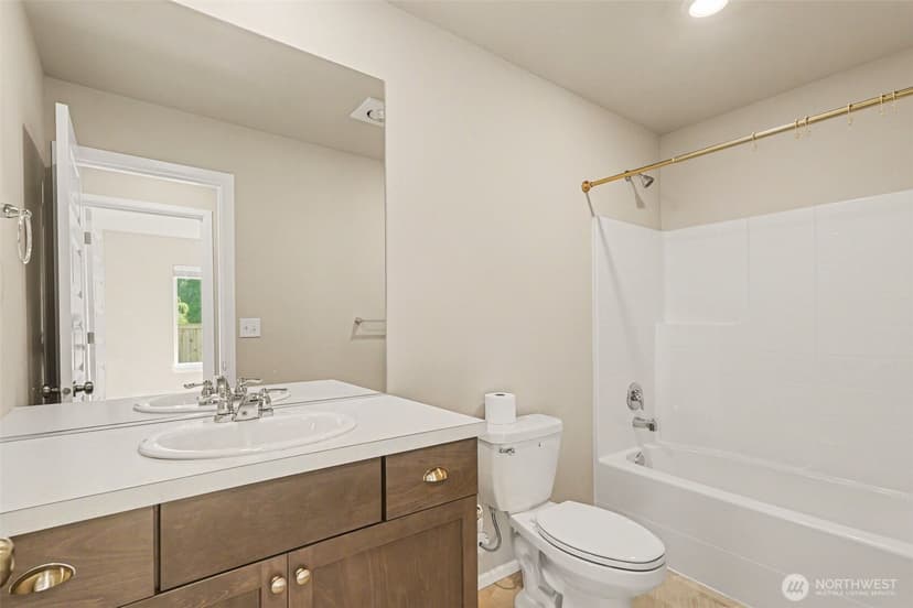 Property photo for 7913 39th Place NE, Marysville photo 18