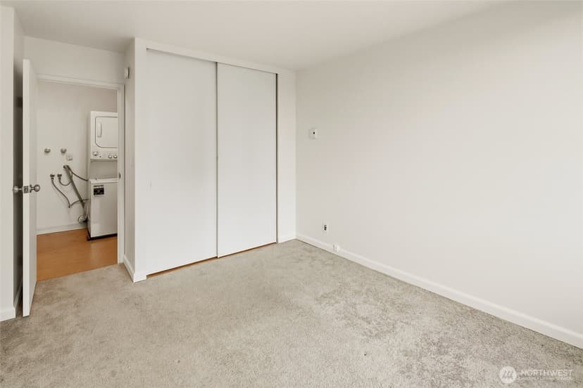 Property photo for 2100 3rd Avenue #602, Seattle photo 23