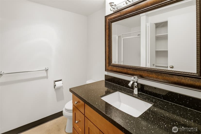 Property photo for 2100 3rd Avenue #602, Seattle photo 24