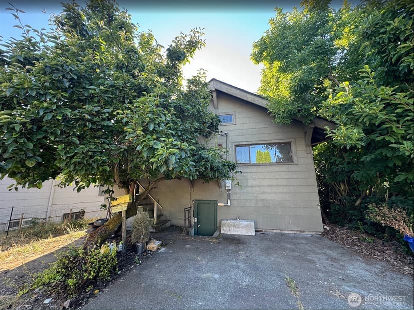 Property photo for 3428 18th ave s, Seattle photo 17