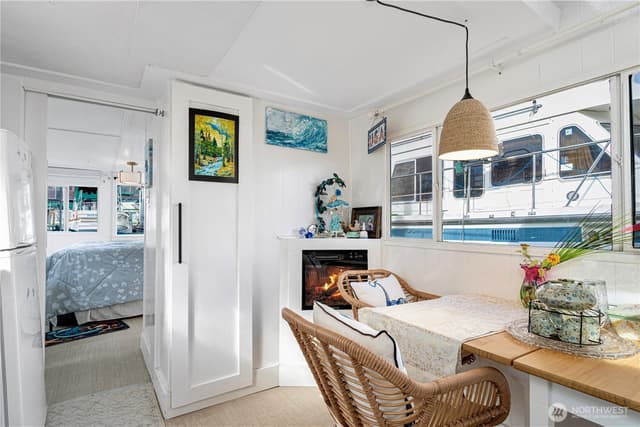 Property photo for 2536 Westlake Avenue N, Seattle photo 4