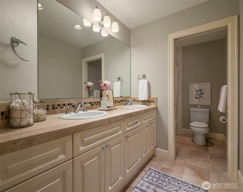 Property photo for 12729 NE 105th Court, Kirkland photo 27