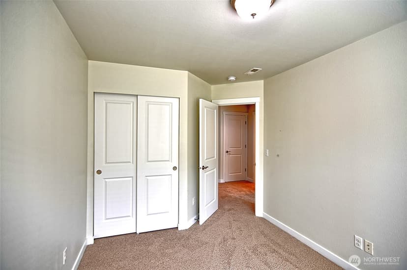 Property photo for 14023 34th Drive SE #B, Mill Creek photo 30