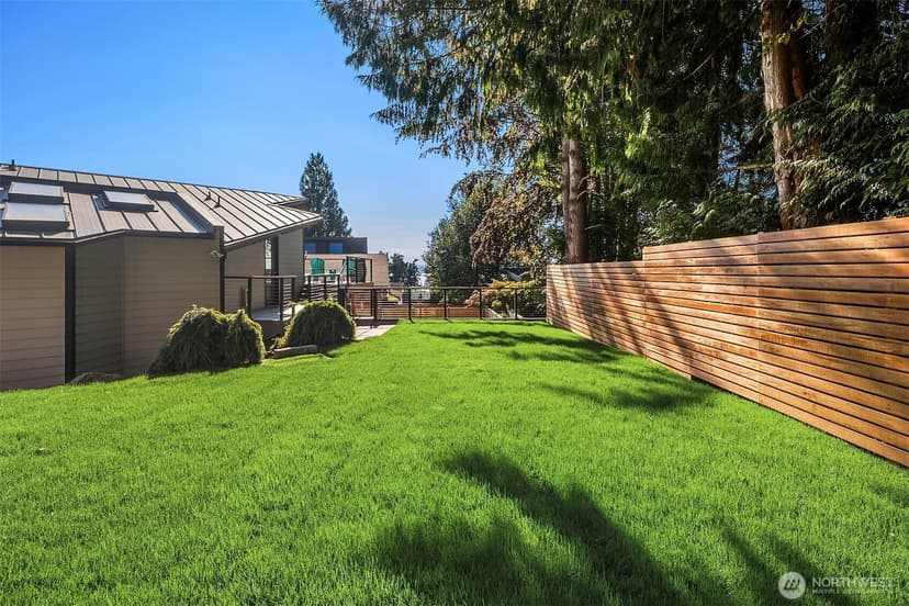 Property photo for 7017 165th Place SW, Edmonds photo 31