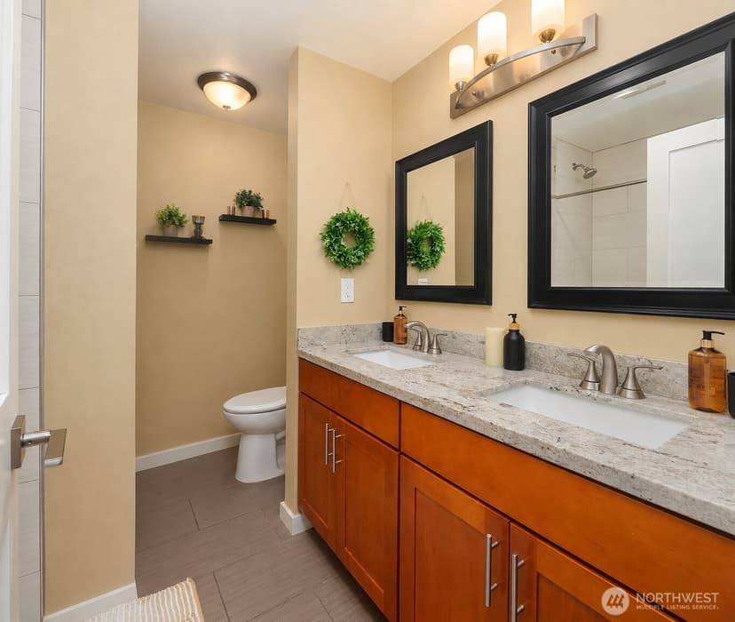Property photo for 7017 165th Place SW, Edmonds photo 19