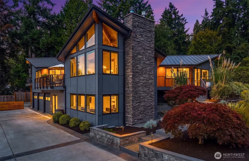Property photo for 7017 165th Place SW, Edmonds