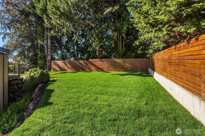 Property photo for 7017 165th Place SW, Edmonds photo 33