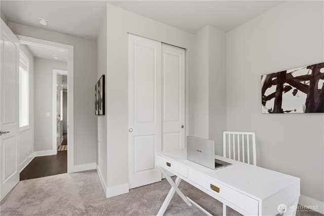 Property photo for 8215 NE 126th Drive, Kirkland photo 3