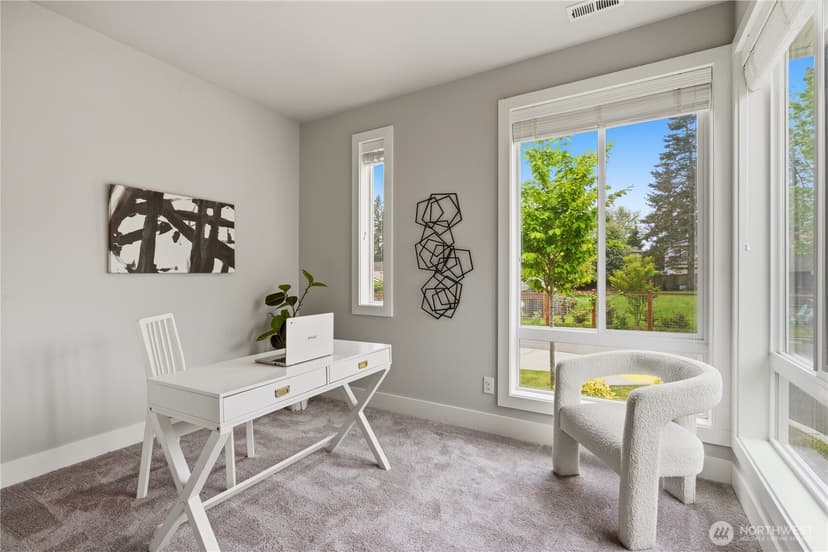 Property photo for 8215 NE 126th Drive, Kirkland photo 2