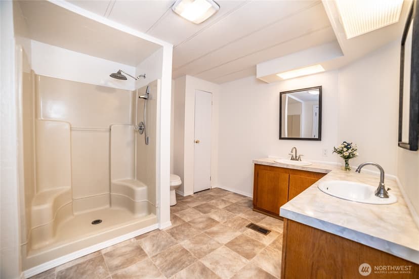 Property photo for 9251 Olalla Valley Road SE, Port Orchard photo 22