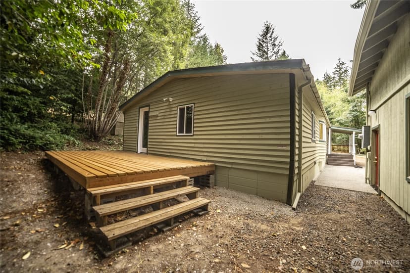 Property photo for 9251 Olalla Valley Road SE, Port Orchard photo 10