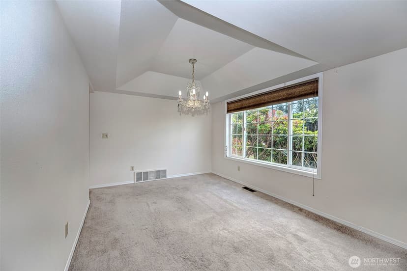 Property photo for 637 Washington Place SW, Mukilteo photo 7