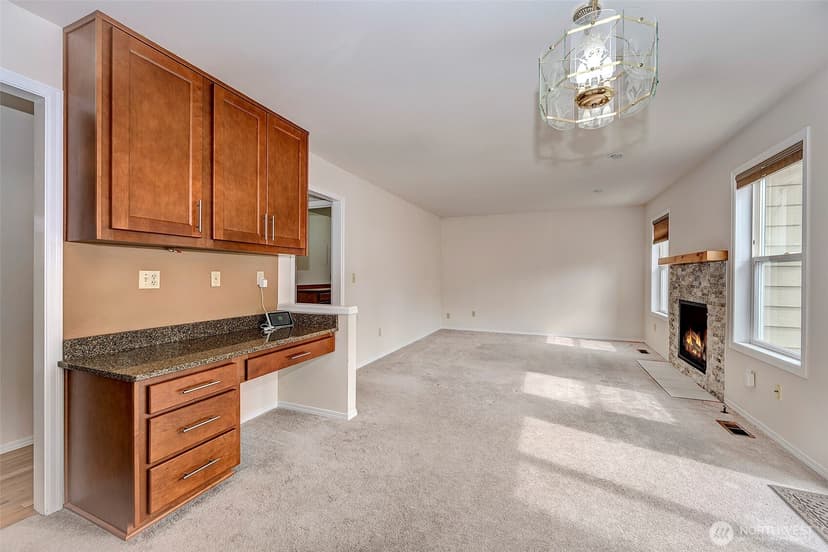 Property photo for 637 Washington Place SW, Mukilteo photo 11