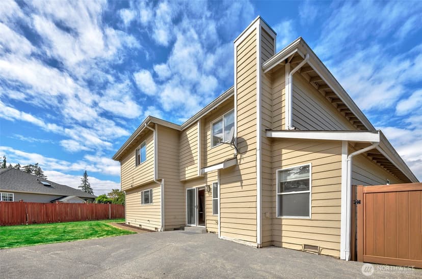 Property photo for 637 Washington Place SW, Mukilteo photo 25