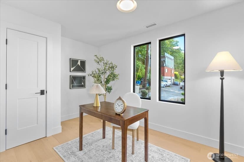 Property photo for 4011 SW Maryland Place, Seattle photo 16