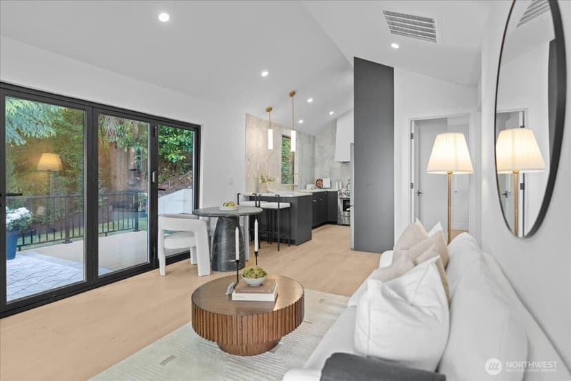 Property photo for 4011 SW Maryland Place, Seattle photo 5
