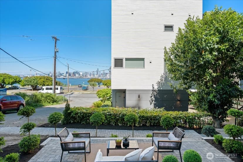 Property photo for 4011 SW Maryland Place, Seattle photo 4
