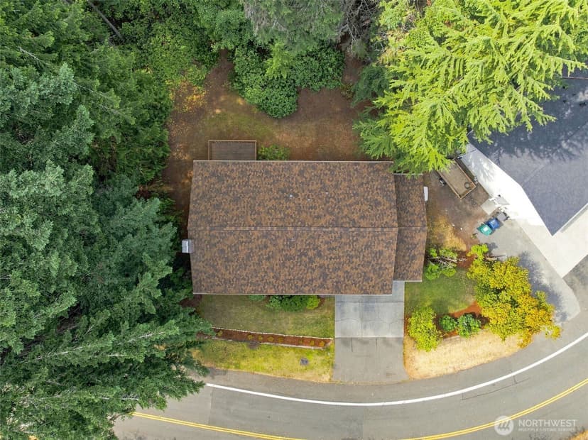 Property photo for 6212 143rd Street SW, Edmonds photo 3