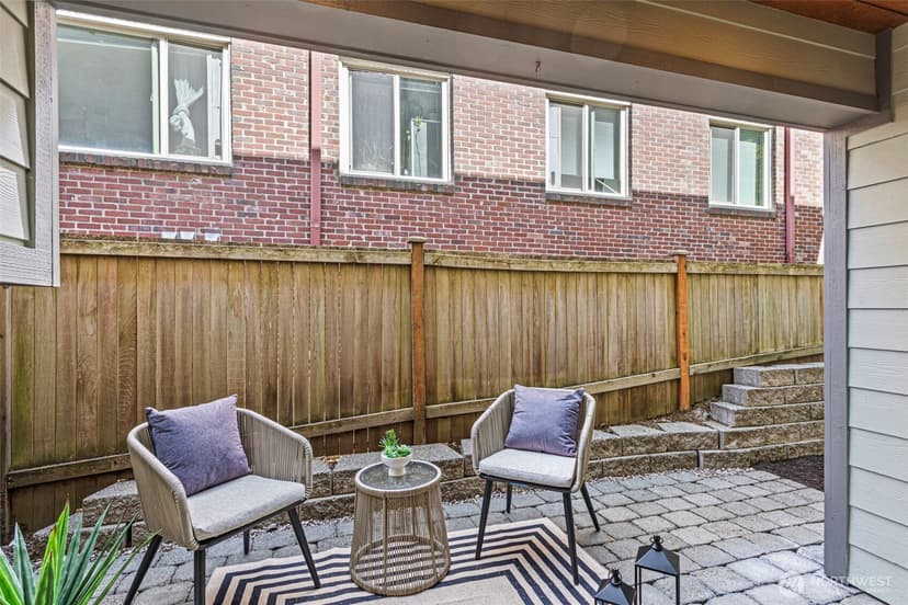 Property photo for 4423 Phinney Avenue N #F, Seattle photo 25