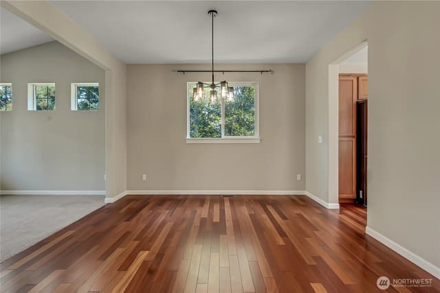 Property photo for 35320 4th Place SW, Federal Way photo 5