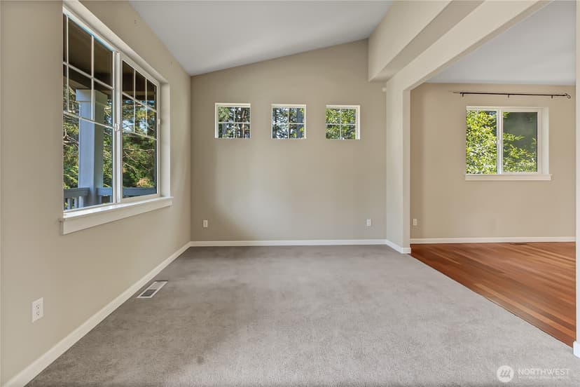 Property photo for 35320 4th Place SW, Federal Way photo 4