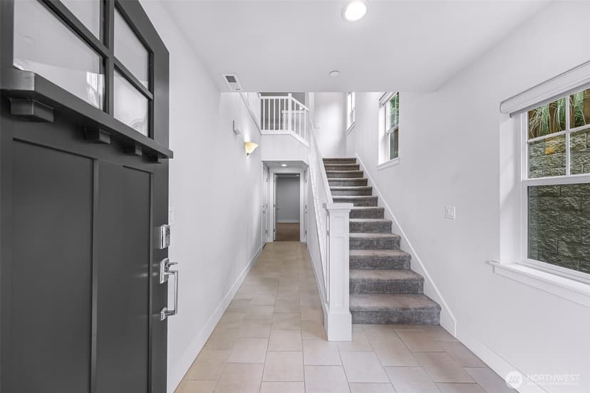 Property photo for 26728 NE Walden Way, Duvall photo 2